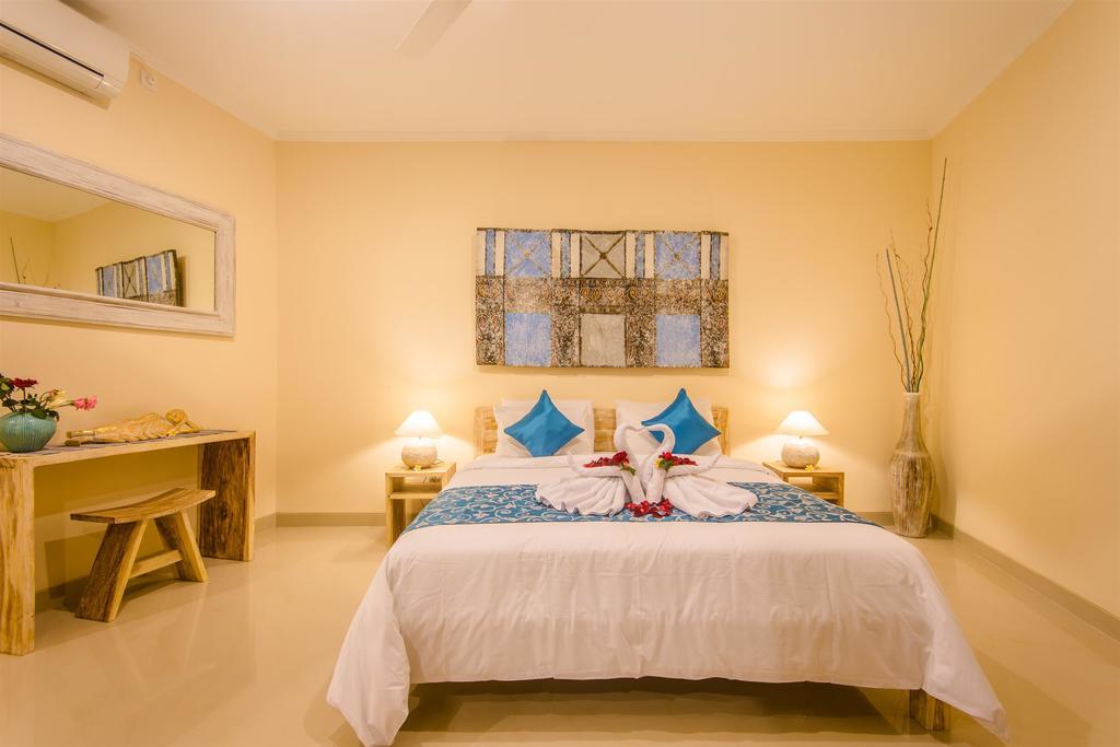 Villa Tepi Sungai Legian Chambre photo
